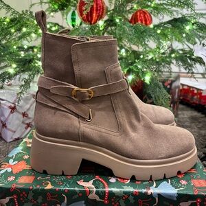 Steve Madden Colletta Suede Taupe Ankle Boots